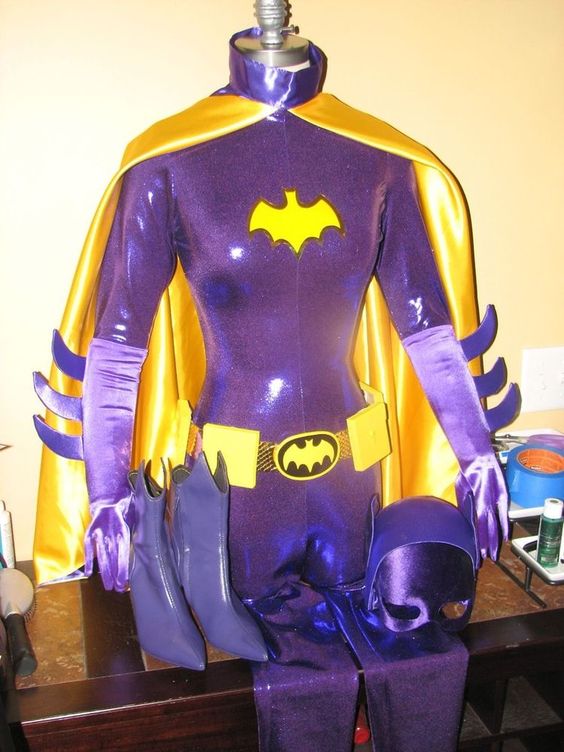 purple batgirl dress Batgirl (Purple and Gold Version) Sixth Scale Figure by Hot Toys