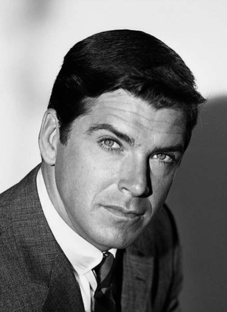 IN MEMORY OF ACTOR VAN WILLIAMS, image size:955x1309