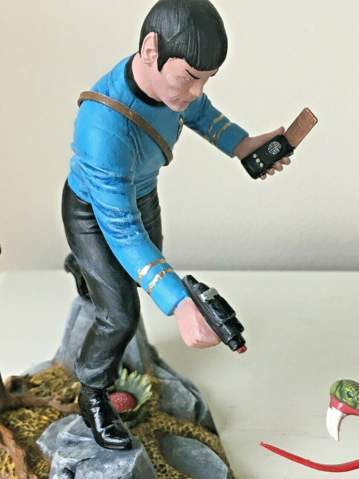 AMT-ERTL Star Trek Model First Officer Mr. Spock 1995-8704 Special Collectors ES